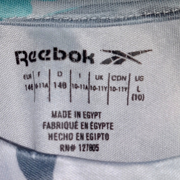 Reebok shirt - Picture 3 of 4